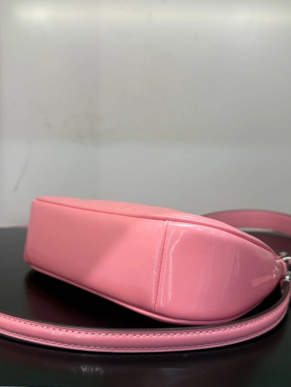 NWT Coach! Teri Mini Crossbody BagIn Signature Leather With Heart Charm 🌸 ccz29 - Picture 5 of 10